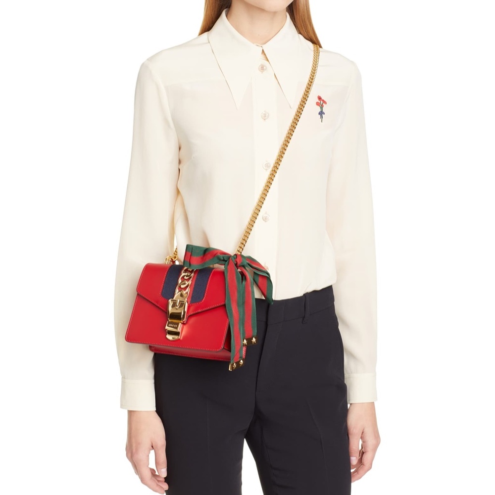 New Authentic Gucci Leather Shoulder bag Mini Red - Picture 1 of 12